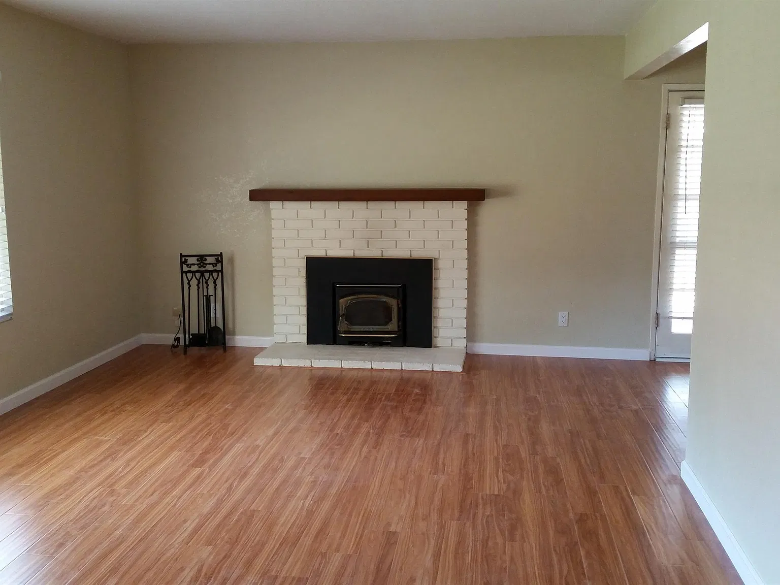 4045 Dartmouth - 1 — Photo 4