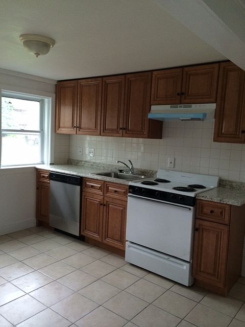 1st image of 1 Mitchell Rd #2