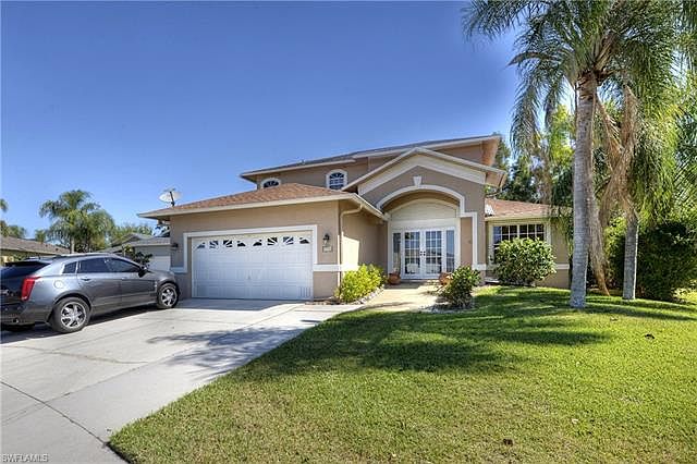 1st image of 8842 Bracken Way