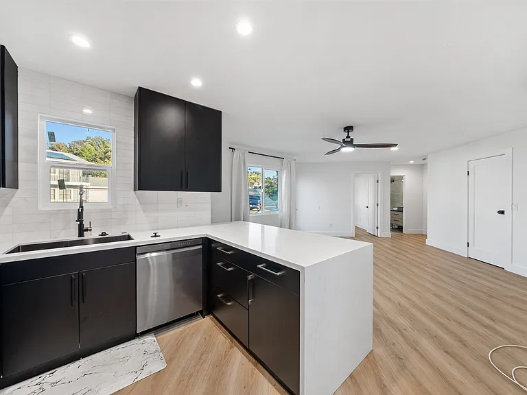7406 Margerum Ave — Photo 7