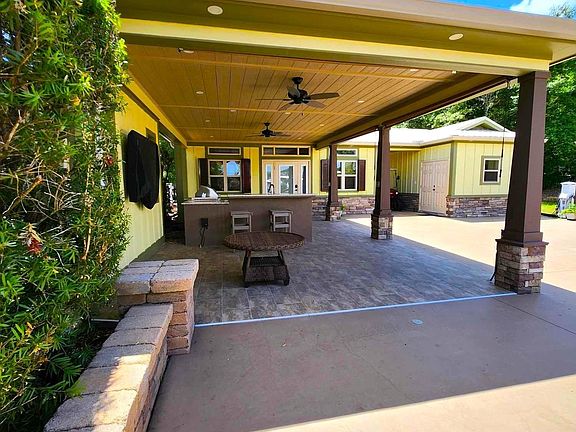 3rd image of 456 Portofino Loop