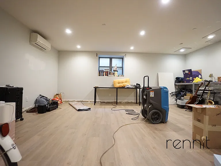 49 Rochester Ave #1A — Photo 11