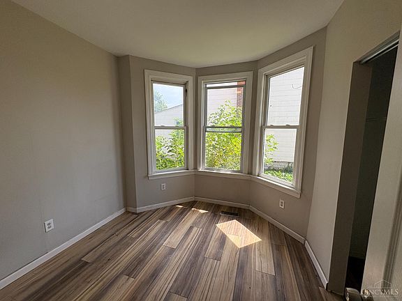 4th image of 4818 Section Ave