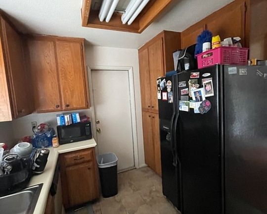 5th image of 15537 Ramona Ave