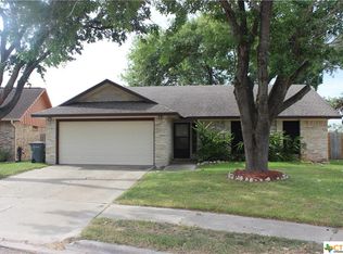 320 Byron Ln, Victoria, TX 77901