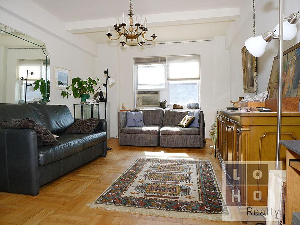 2nd image of 550 Grand St APT G12b