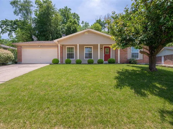 11765 Buddington Ct, Bridgeton, MO 63044