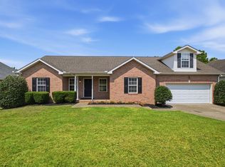 106 Cambridge Dr, Gallatin, TN 37066