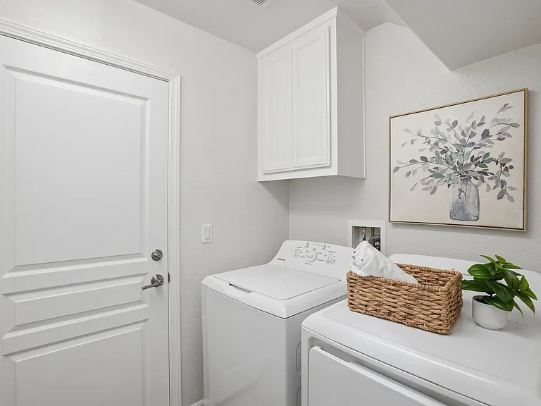 4142 Tobin Cir — Photo 31