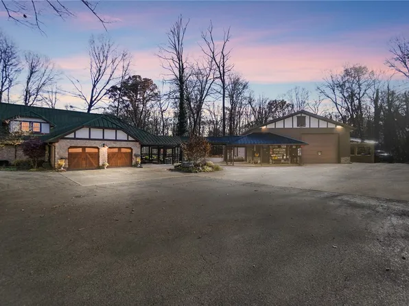 1065 W Spring Valley Paintersville Rd, Spring Valley, OH 45370