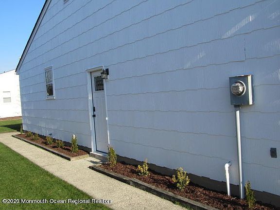 4th image of 2 Norfolk Dr