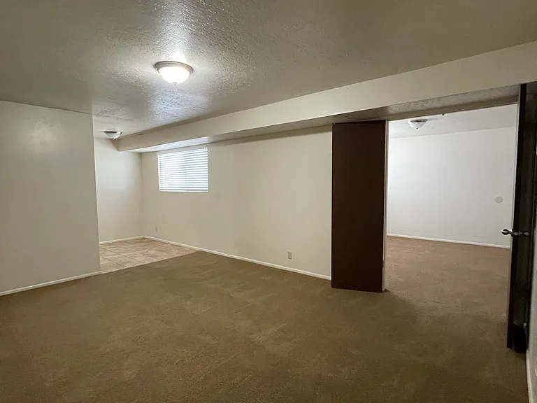 15 E 600 N — Photo 2