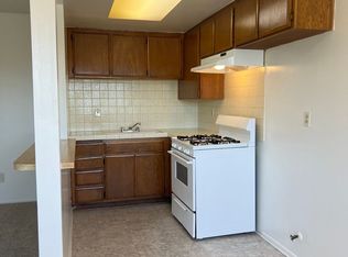 555 N Gaffey St APT 302, San Pedro, CA 90731