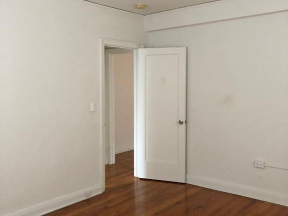 2nd image of 300 Hayward Ave APT 4T