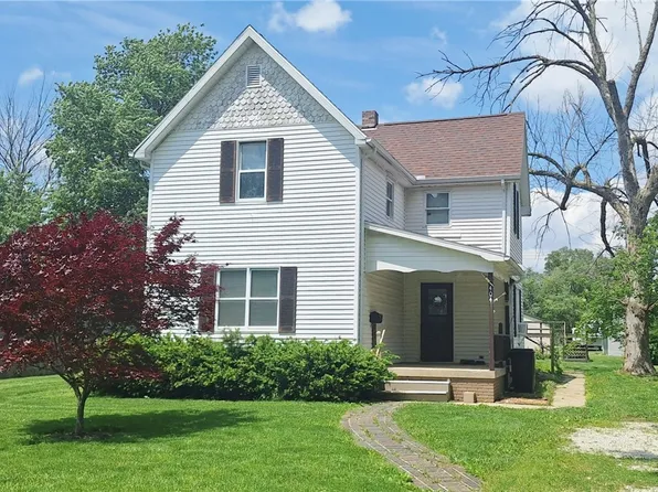 404 E McKibben St, Rossville, IL 60963