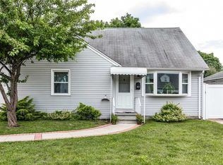 59 Virginia Ave, Plainview, NY 11803