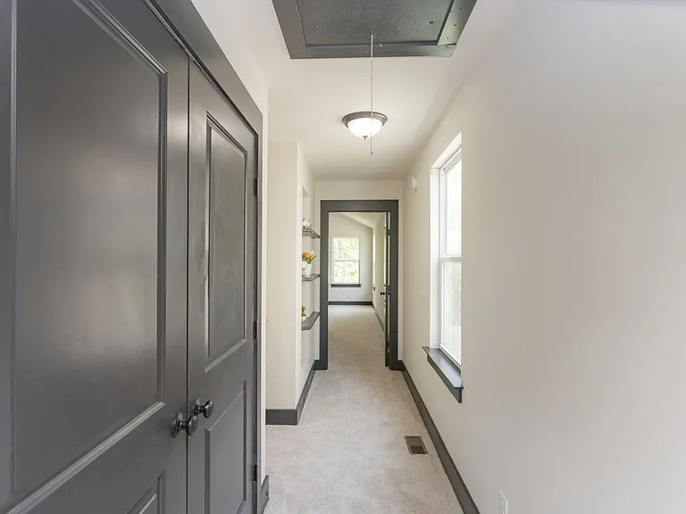 140 Shiaway Ct — Photo 5