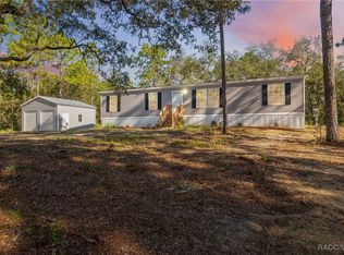 7719 W Taffeta Ln, Dunnellon, FL 34433