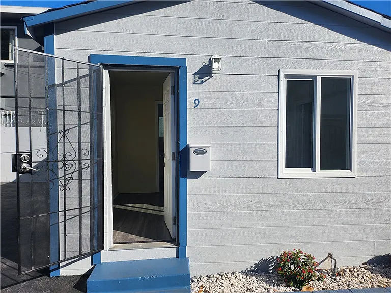 3717 W Imperial Hwy #9 — Photo 2