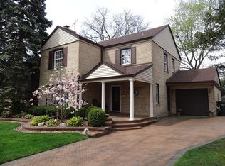 710 Forestview Ave, Park Ridge, IL 60068