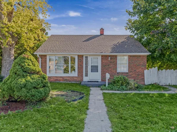 7549 W Beloit ROAD, West Allis, WI 53219