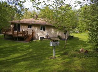 N2746 Butternut Rd, Poynette, WI 53955