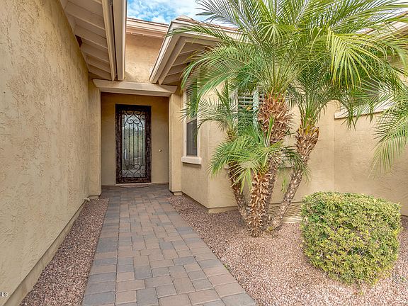 3rd image of 3446 E Virgil Dr