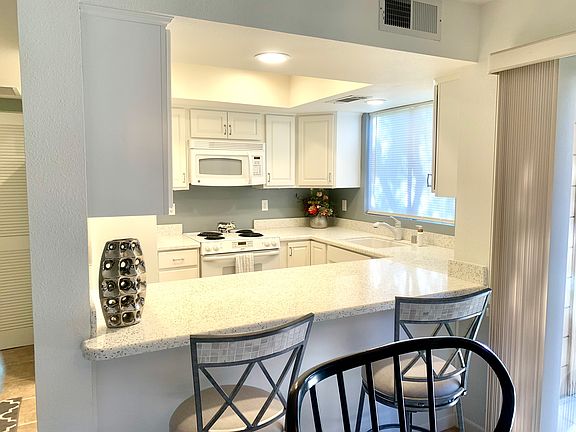 2nd image of 46568 Arapahoe Dr #A