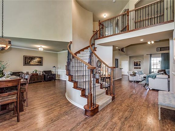 4th image of 1207 Shadow Hills Dr