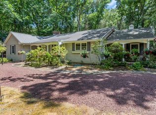 17 Squire Ter, Colts Neck, NJ 07722