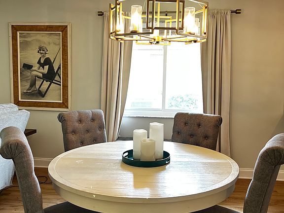 Dining Area w/ Expandable Table for Entertaining