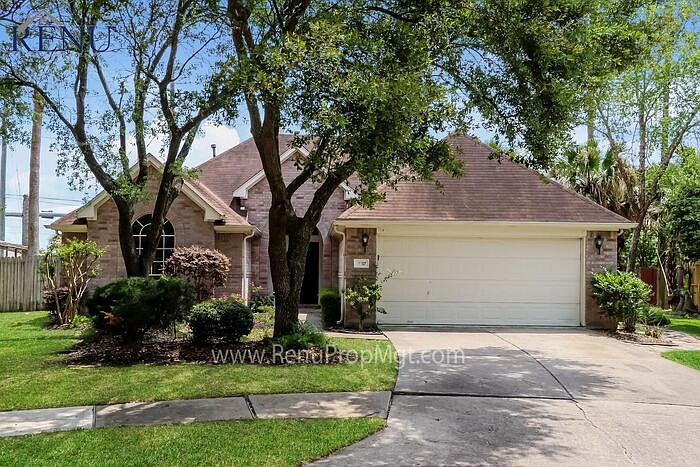 1st image of 17307 Winfield Sq
