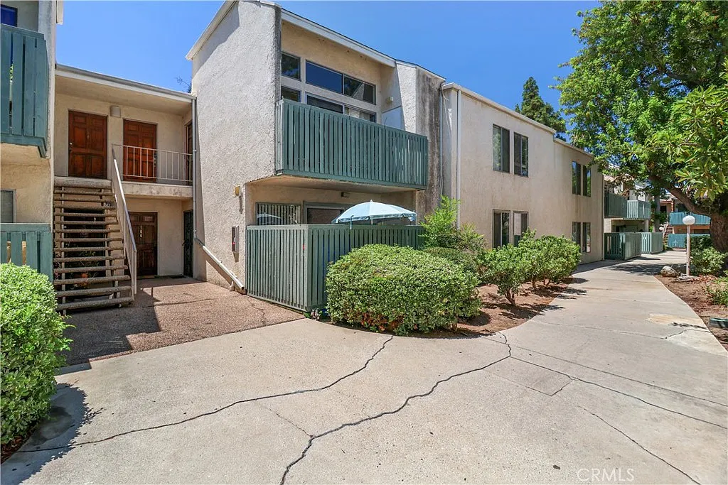 Building Photo - 5700 Etiwanda Ave #105