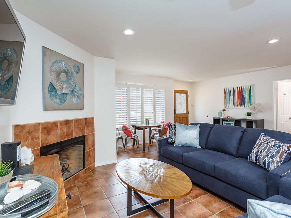 1st image of 718 Ensenada Ct