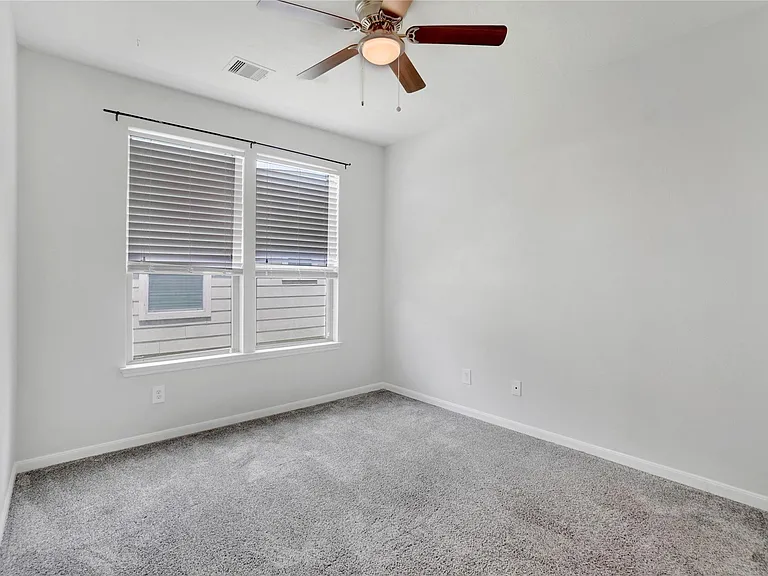 10514 Kentington Oak Dr — Photo 10