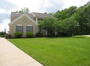 2970 Hoadley Ln, Twinsburg, OH 44087
