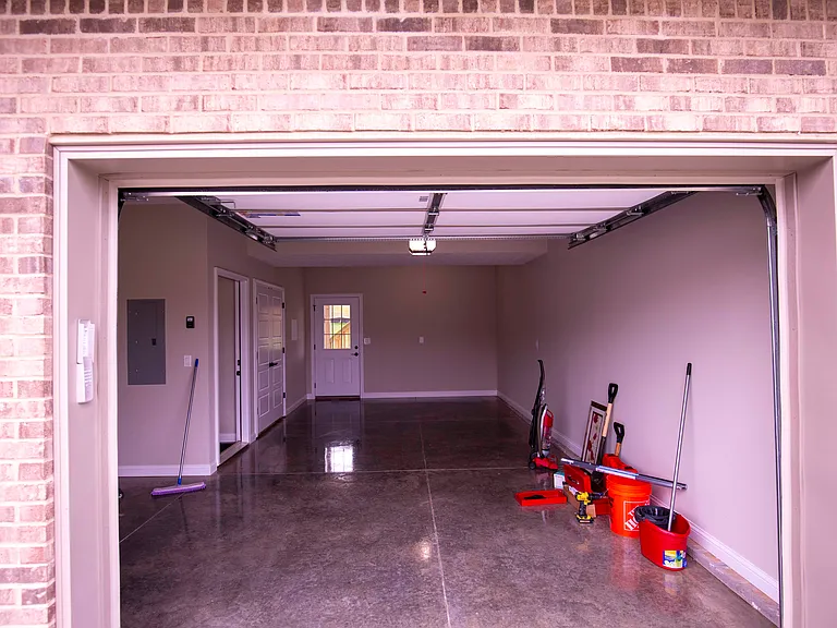 300 Turner Ct — Photo 20