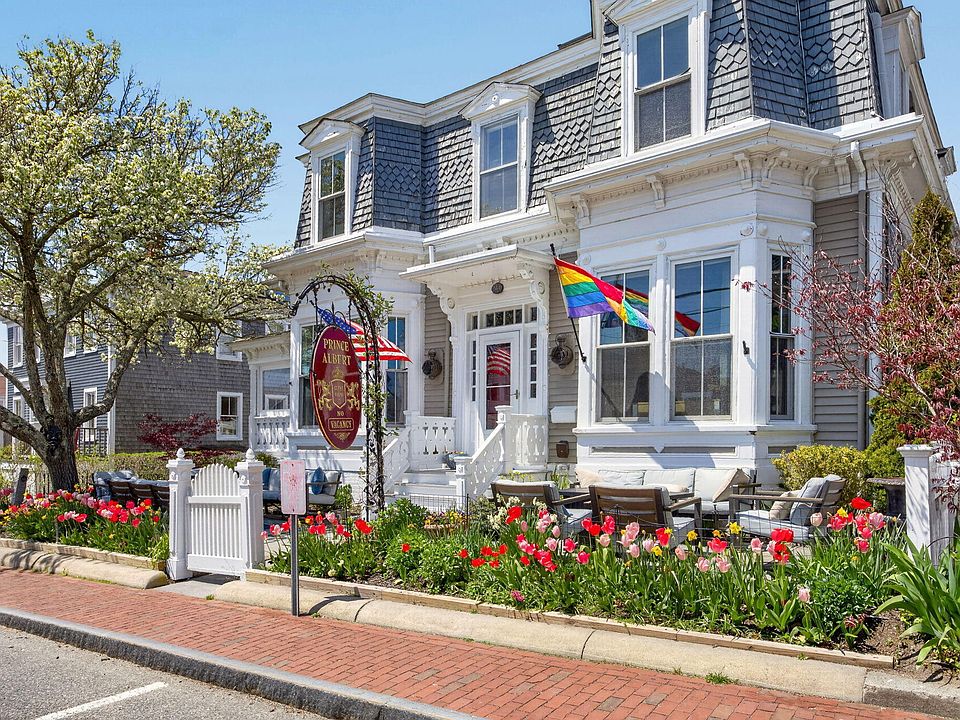 1st image of 164 Commercial Street