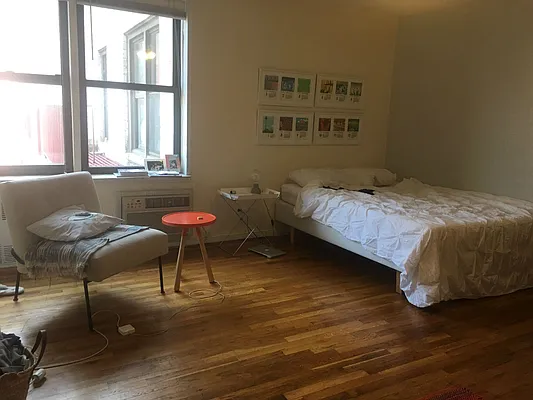 Rented by Keller Williams NYC | media 7