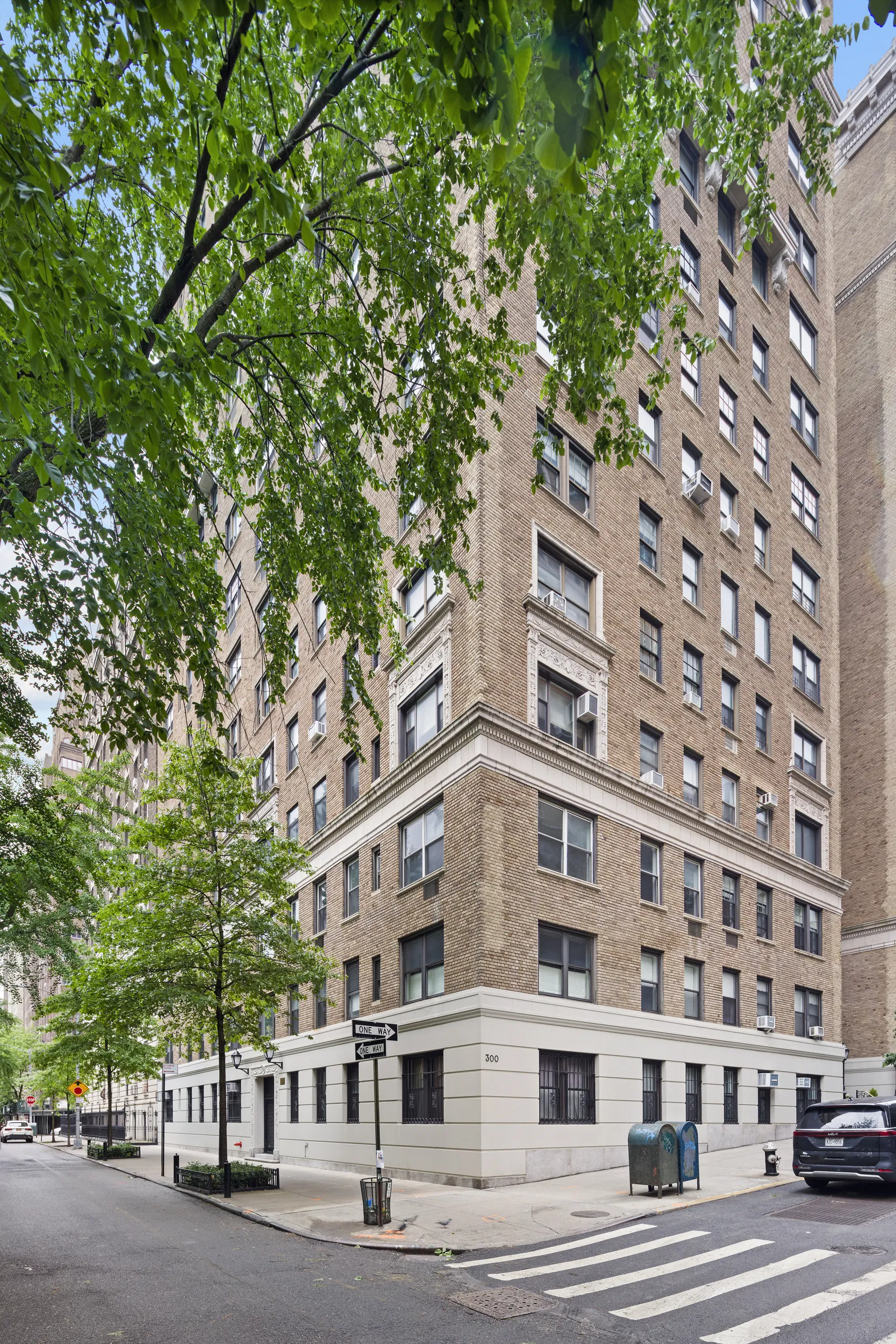 300 Riverside Drive #2A in Upper West Side, Manhattan | StreetEasy