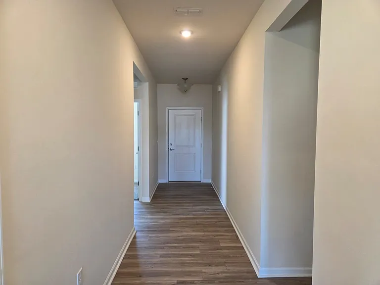 1625 Heron Pond St — Photo 2