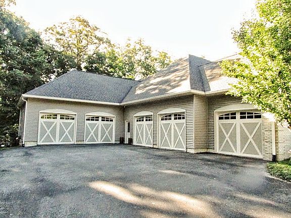 3rd image of 1456 Santanna Dr