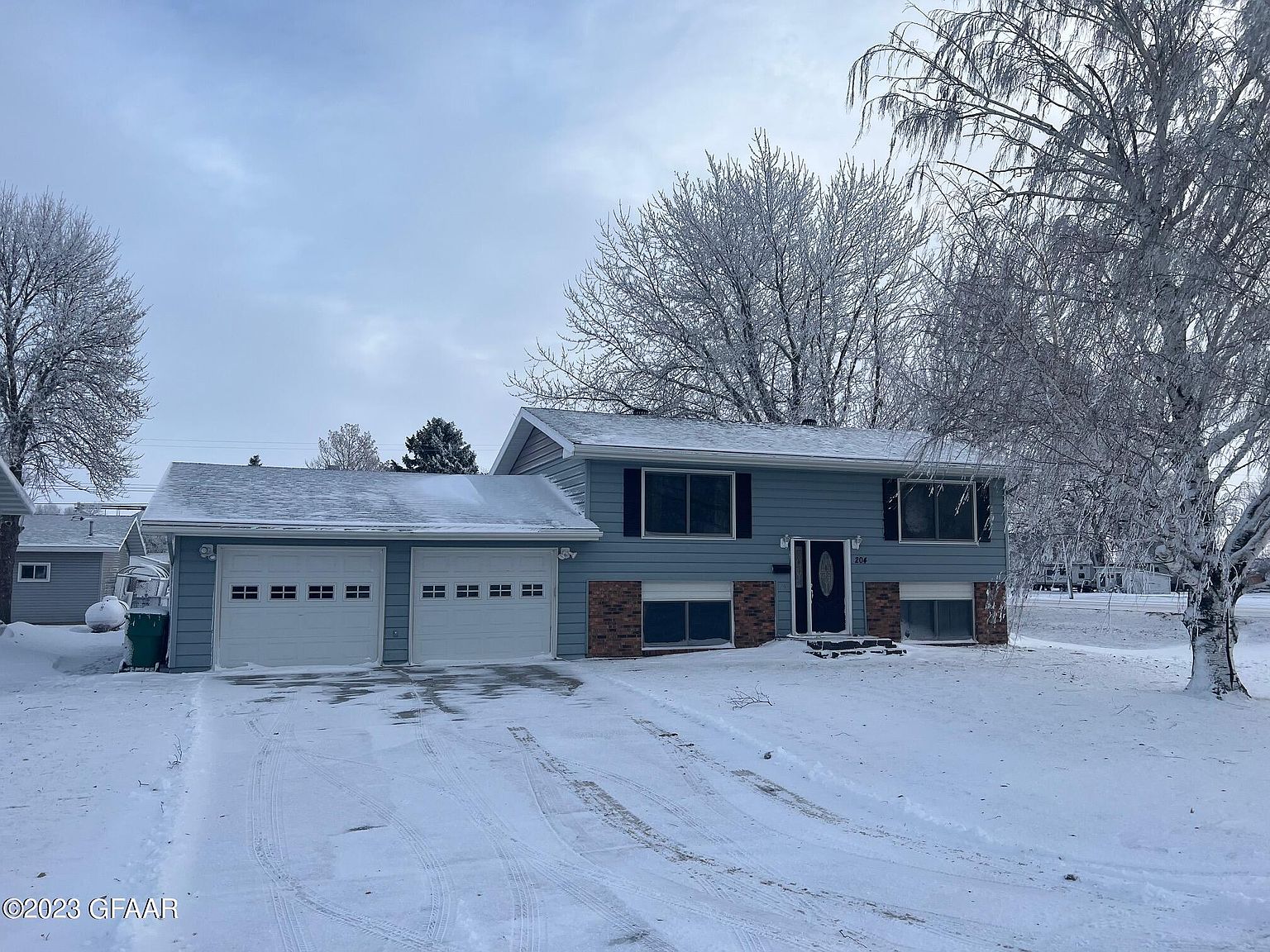 204 Neill St, Buxton, ND 58218 Zillow