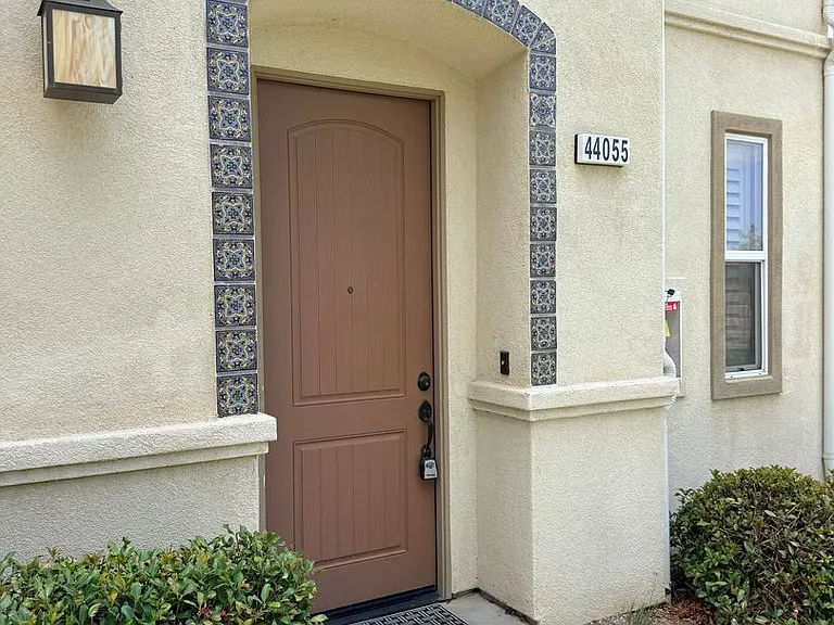 44055 Calle Luz — Photo 3