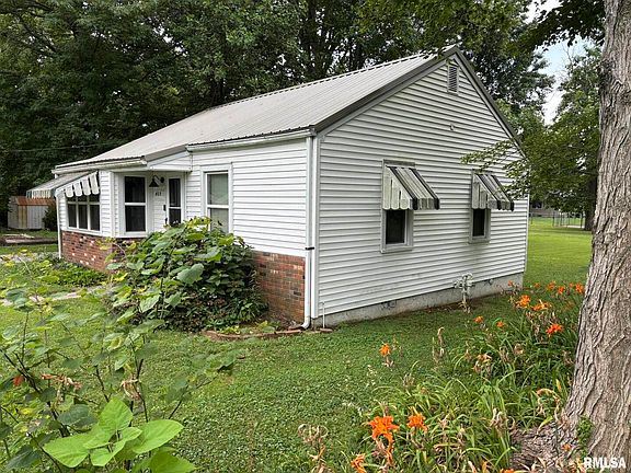 3rd image of 407 W Isabelle Pl