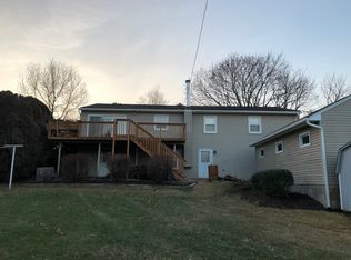 40 Faculty Rd, Duncannon, PA 17020