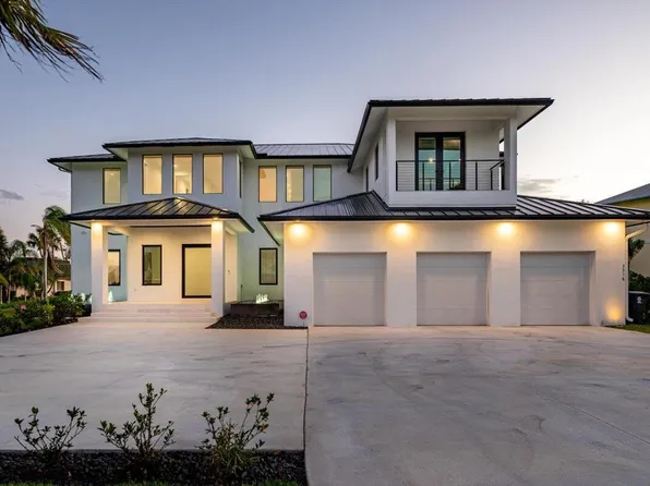 3316 SE River Vista Court, Port St Lucie, FL 34952