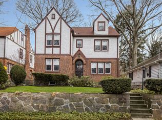 391 Collins Ave, Mount Vernon, NY 10552