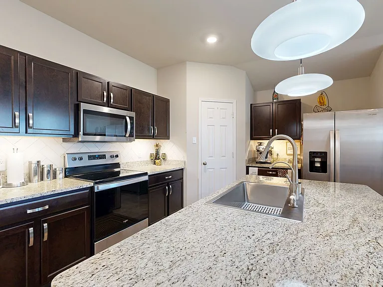 5801 Harriet Tubman Ave — Photo 14