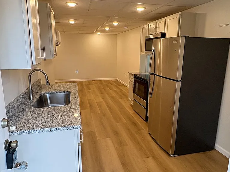 606 Dover Rd — Photo 13